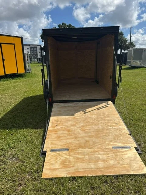 2025 5X8SA ENCLOSED CARGO TRAILER 60” 9626 - Image 2